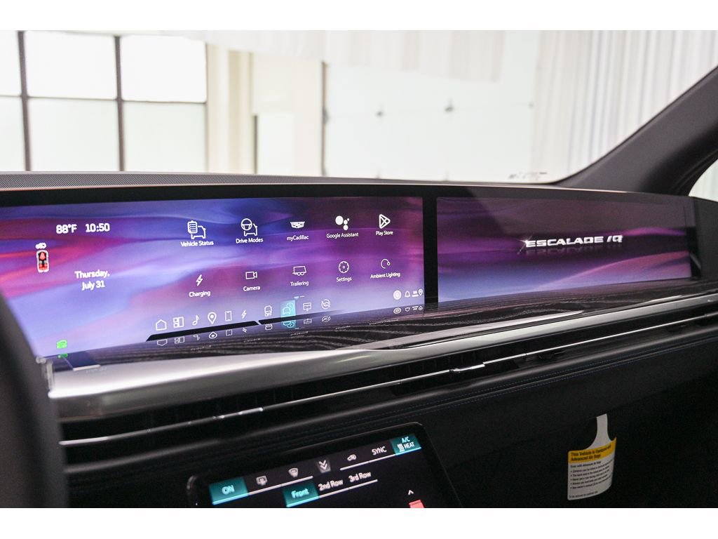 New 2026 Cadillac Escalade IQ Luxury 1 image 39