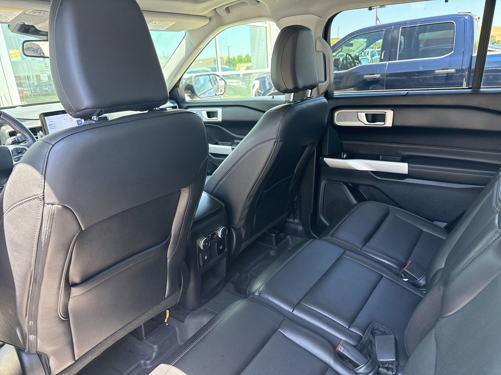 Used 2021 Ford Explorer Limited w/ Hybrid Equipment Group 310A AWD/4WD image 16