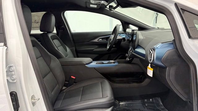 New 2026 Chevrolet Equinox EV LT AWD/4WD image 21
