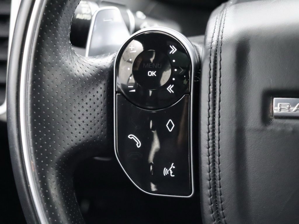 Used 2018 Land Rover Range Rover Sport HSE Dynamic image 15