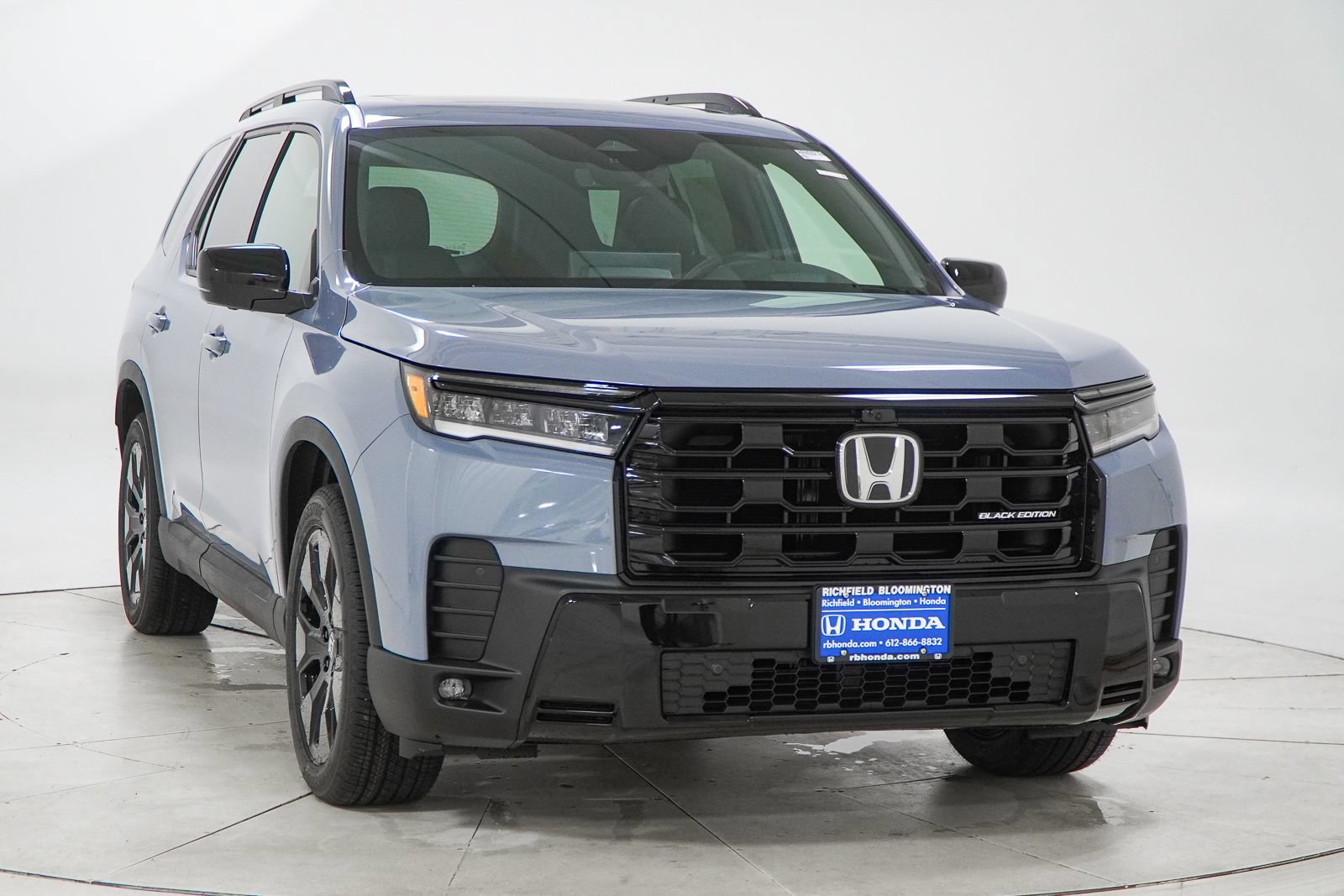 New 2026 Honda Pilot Black Edition image 17