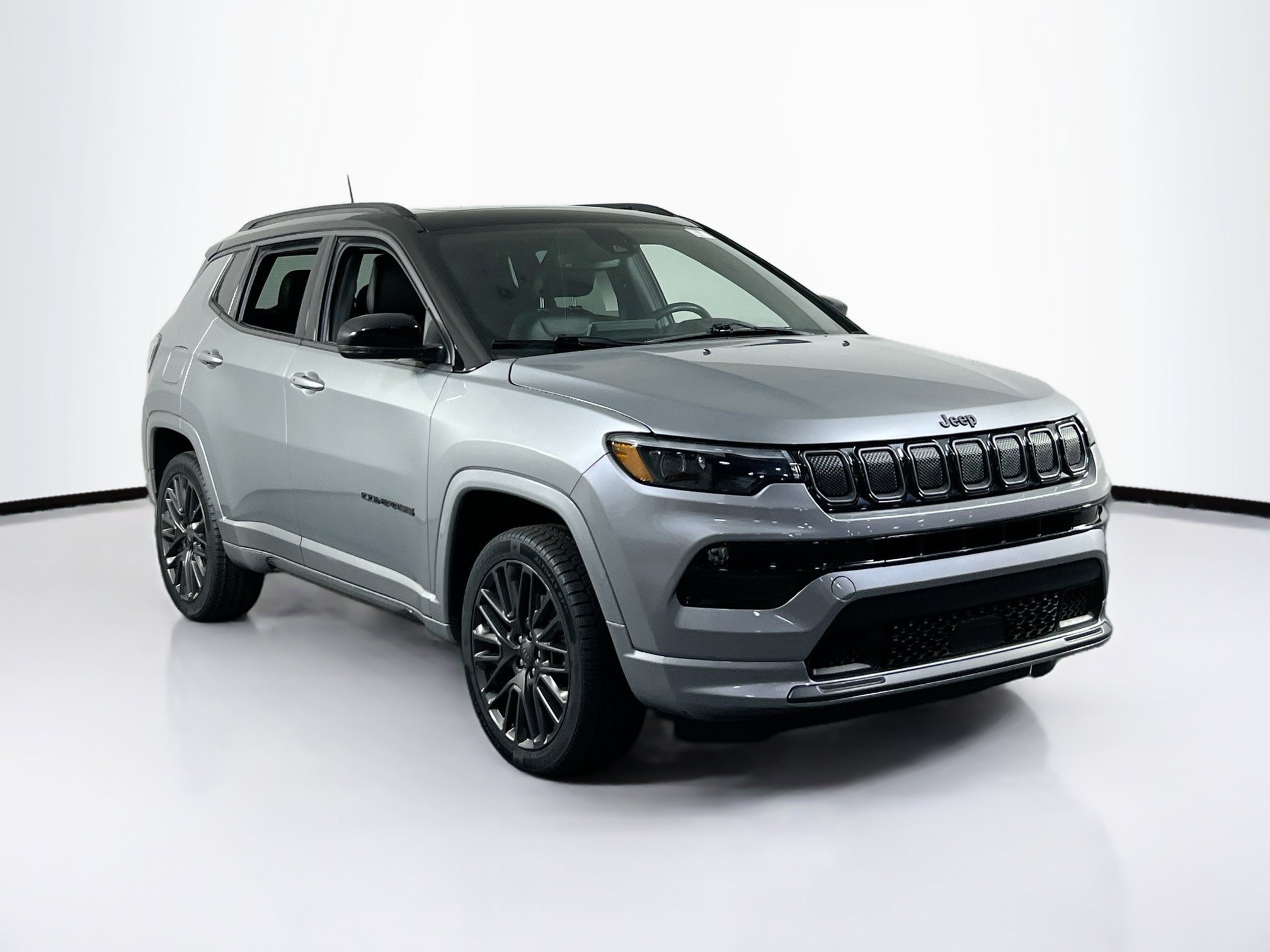 Used 2022 Jeep Compass High Altitude AWD/4WD image 3