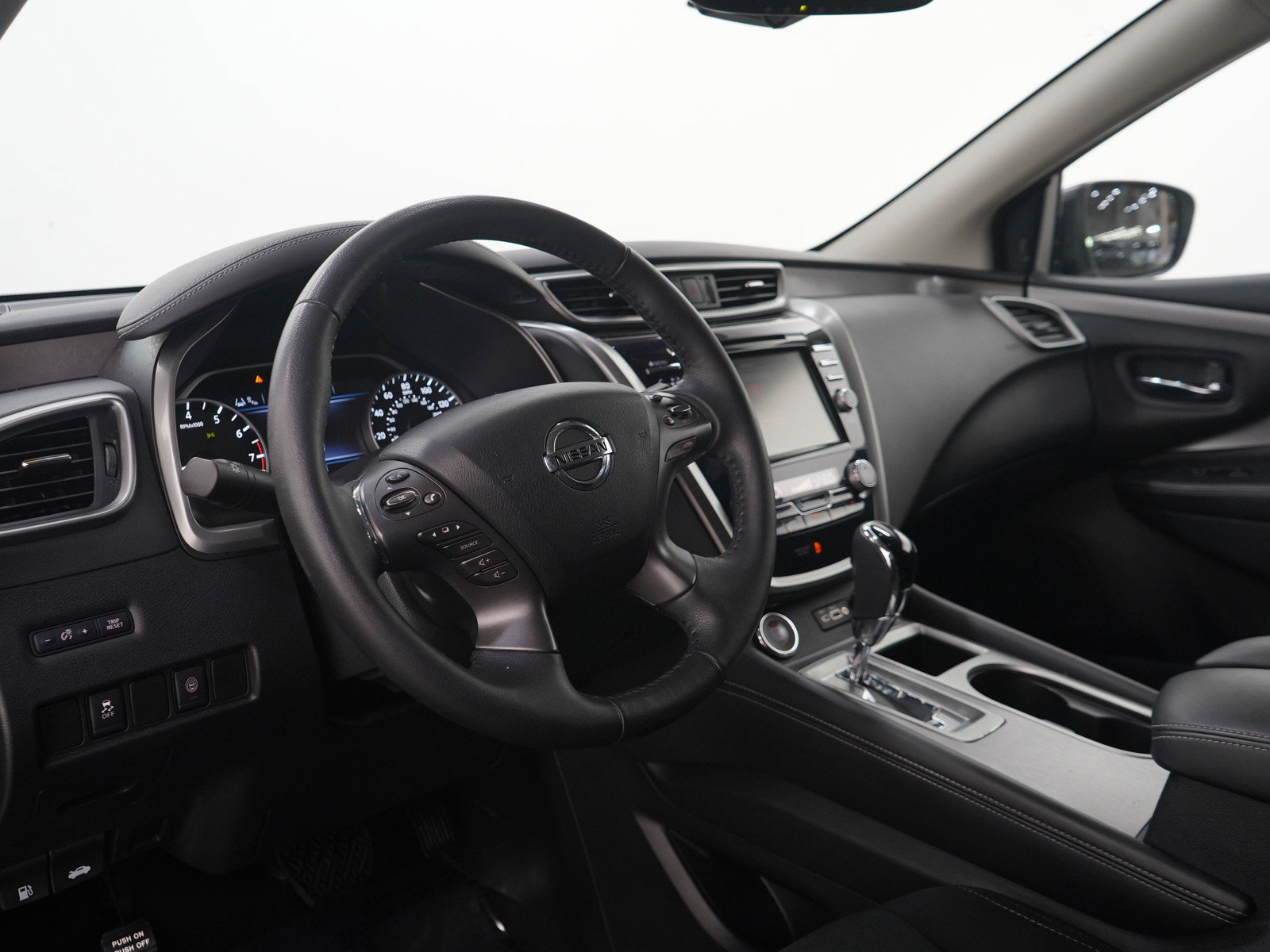 Used 2020 Nissan Murano SV AWD/4WD image 23