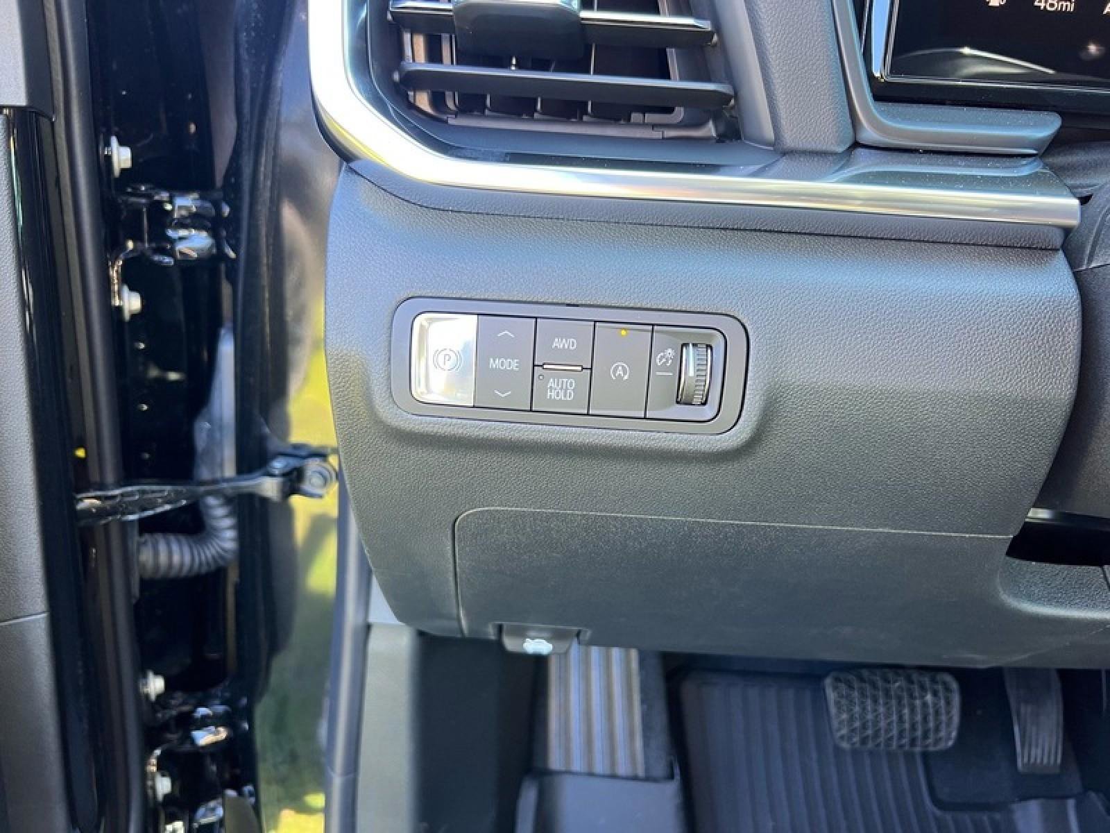 New 2026 GMC Terrain Denali w/ LPO, Floor Liner Package image 15