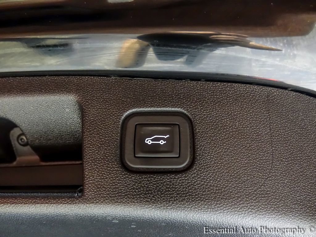 Used 2025 Chevrolet Blazer EV SS image 30
