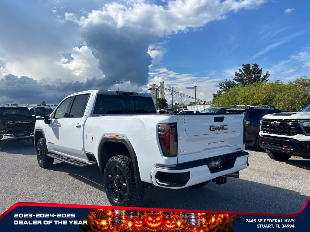 New 2026 GMC Sierra 2500 AT4 w/ AT4 Premium Plus Package AWD/4WD image 5