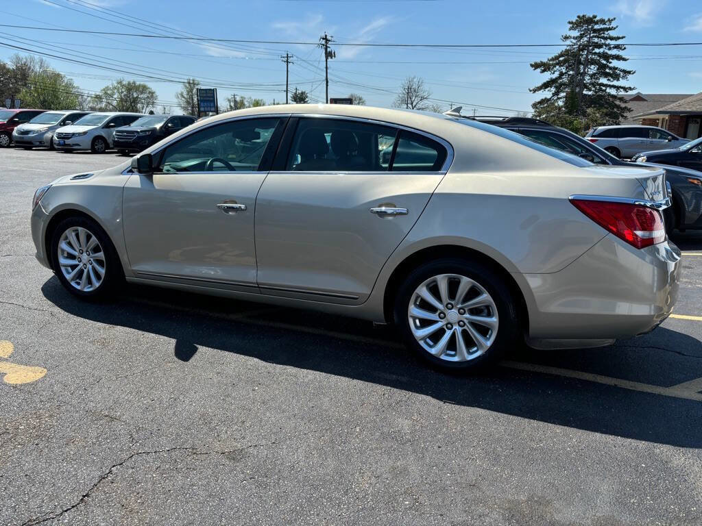 Used 2014 Buick LaCrosse Leather w/ Driver Confidence Package image 6