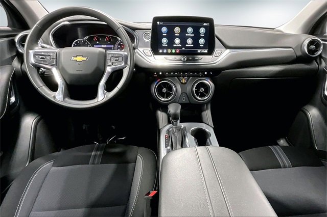 Used 2025 Chevrolet Blazer LT image 8