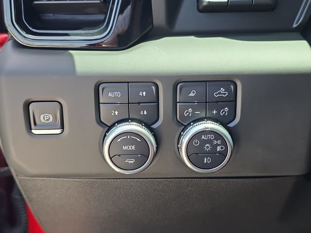 Used 2025 GMC Sierra 1500 AT4 w/ AT4 Premium Package AWD/4WD image 24
