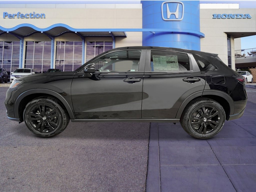 New 2026 Honda HR-V Sport image 2