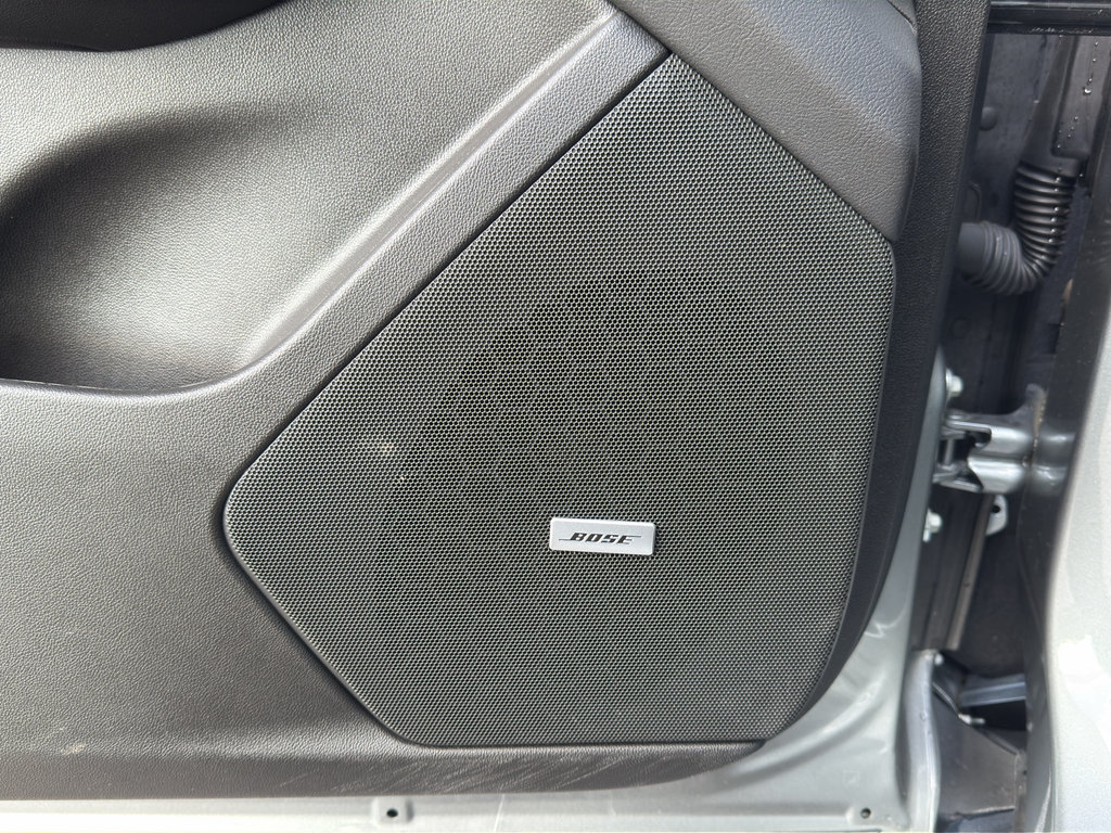 Used 2024 Cadillac XT5 Premium Luxury w/ LPO, Floor Liner Package AWD/4WD image 13
