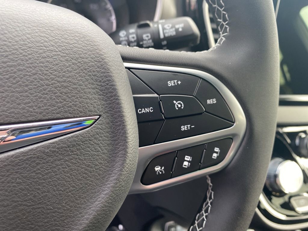 New 2026 Chrysler Voyager LX image 24