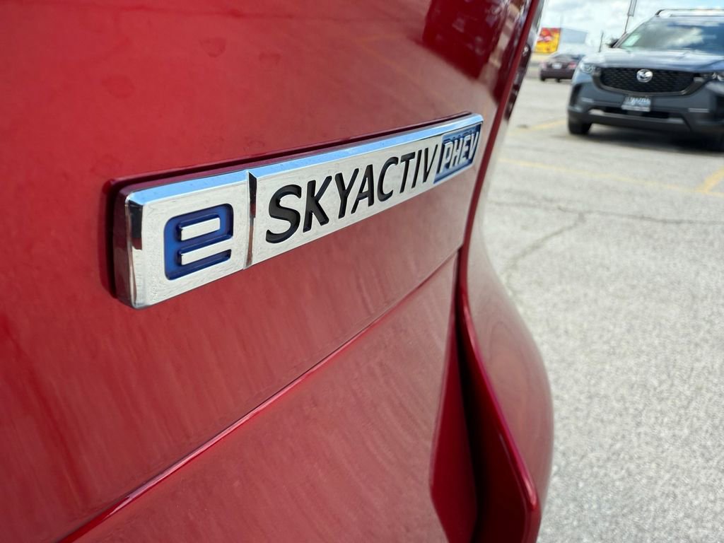 New 2025 MAZDA CX-70 Plug-In Hybrid w/ Premium Plus image 13
