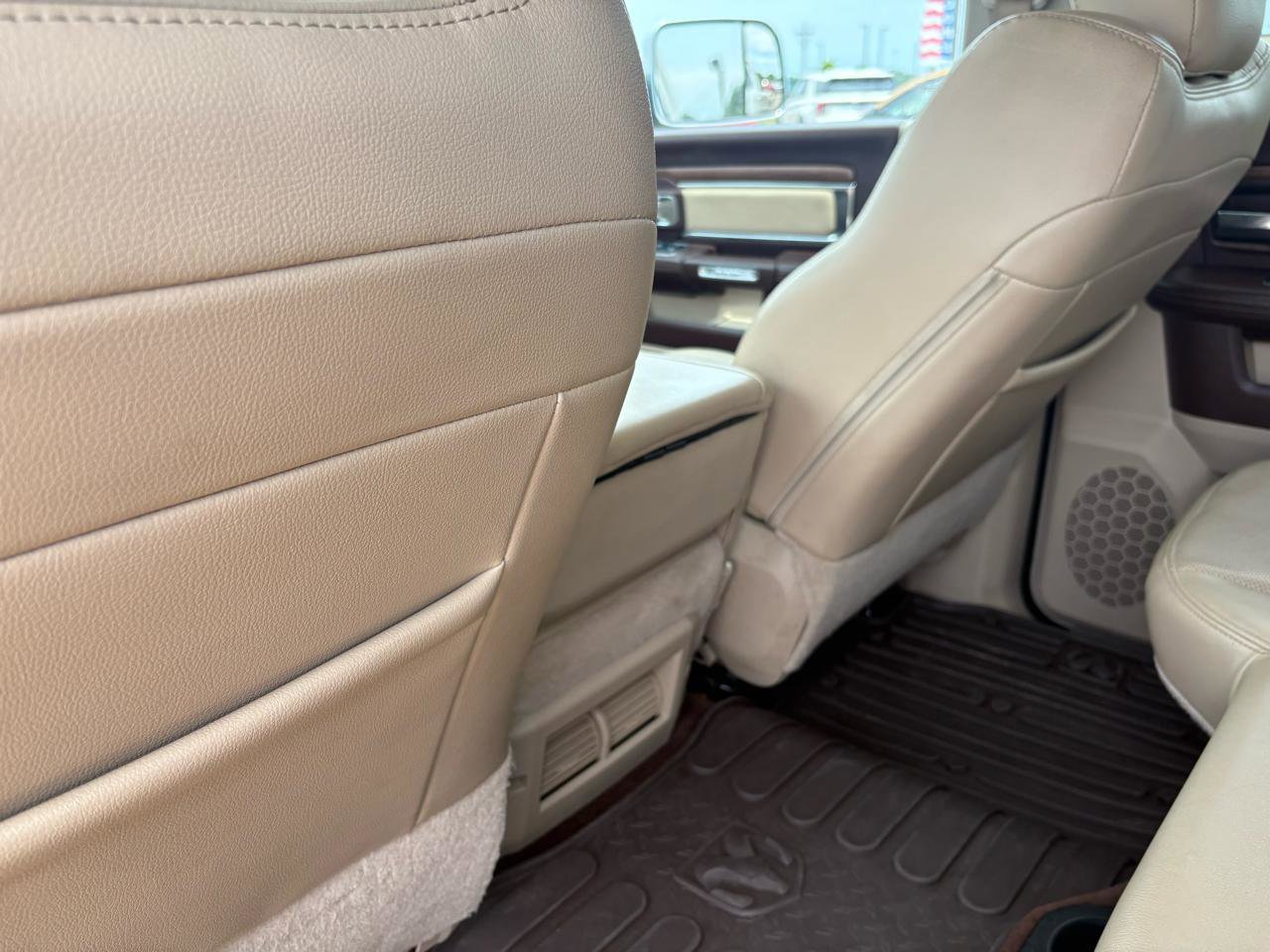 Used 2018 RAM 3500 Laramie AWD/4WD image 37