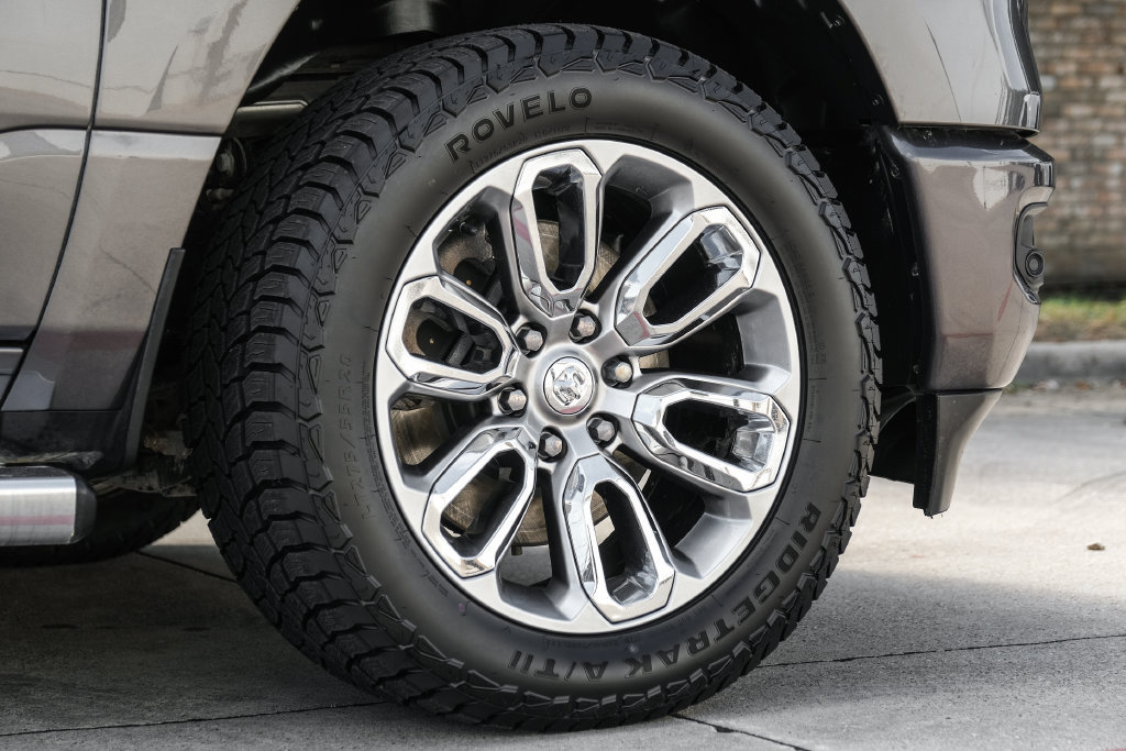 Used 2023 RAM 1500 Laramie AWD/4WD image 73