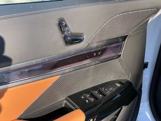 Certified 2026 BMW 740i xDrive w/ Premium Package image 13