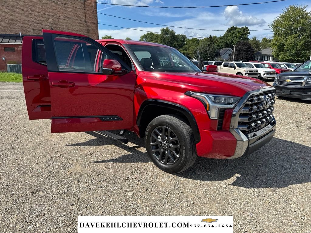 Used 2024 Toyota Tundra Platinum AWD/4WD image 37