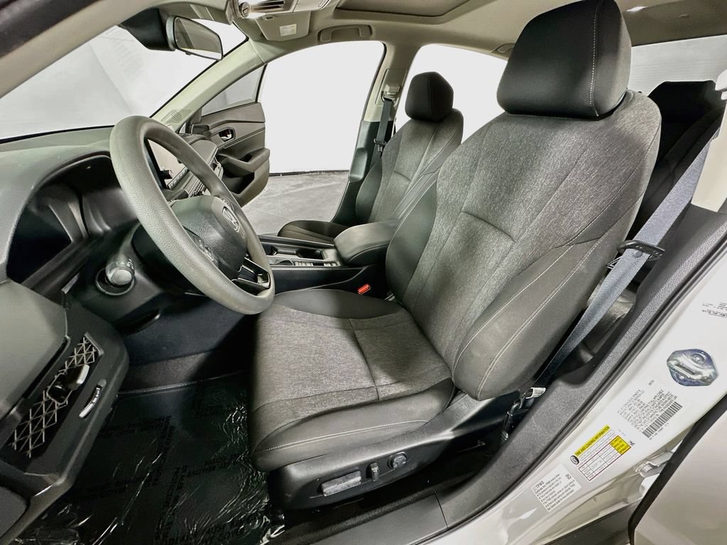 Used 2024 Honda Accord EX image 17