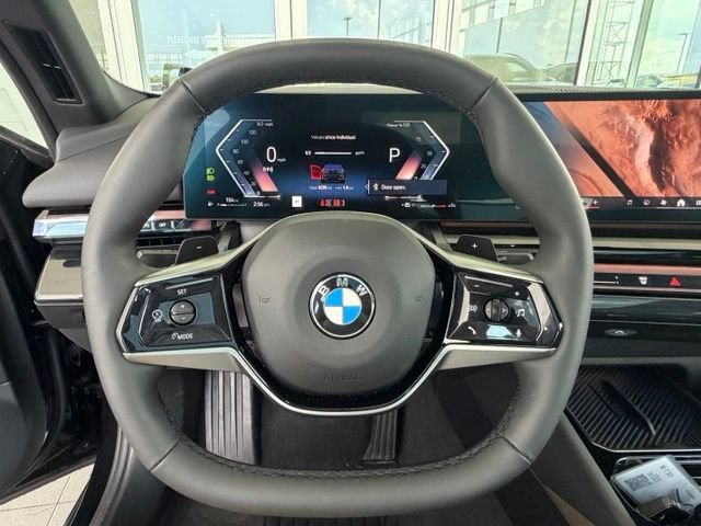 Used 2026 BMW 540i xDrive AWD/4WD image 18