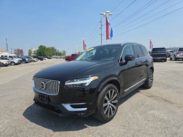 Used 2023 Volvo XC90 B6 Plus image 9