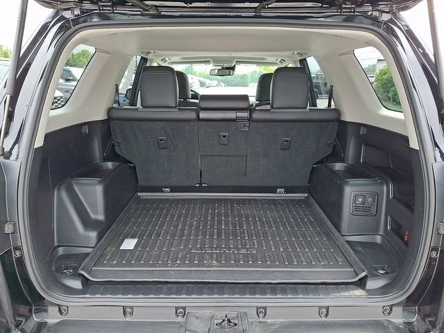 Certified 2023 Toyota 4Runner SR5 Premium w/ Moonroof Package AWD/4WD image 29