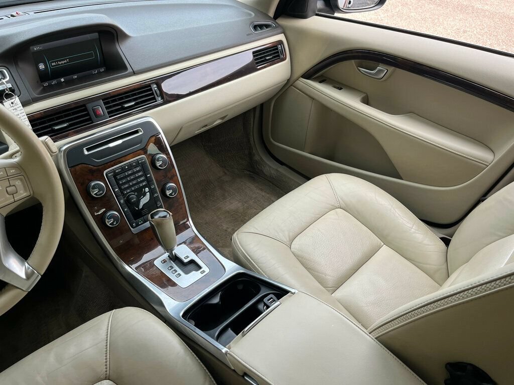 Used 2012 Volvo XC70 3.2 AWD/4WD image 29