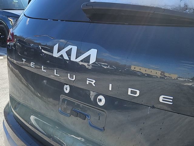 Certified 2023 Kia Telluride S image 12