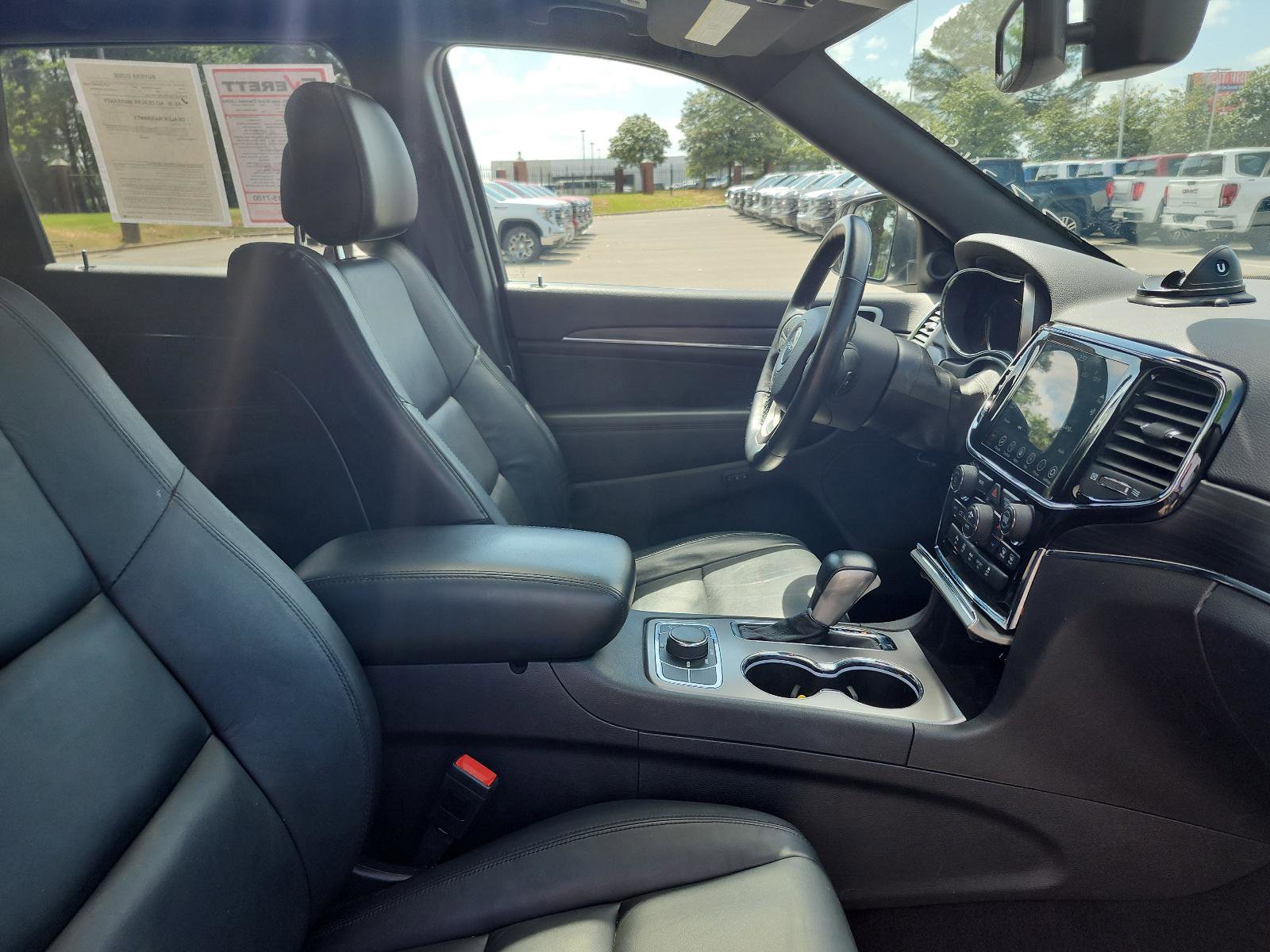 Used 2021 Jeep Grand Cherokee Limited AWD/4WD image 8