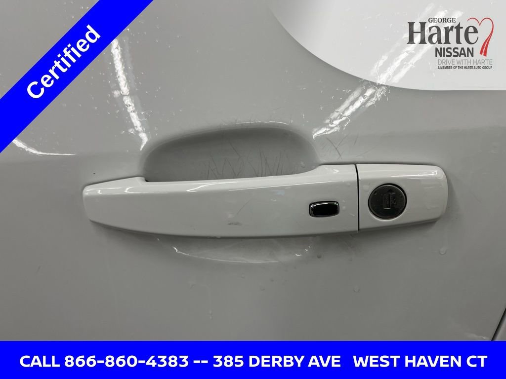 Used 2022 Chevrolet Trax LT w/ LT Convenience Package image 5