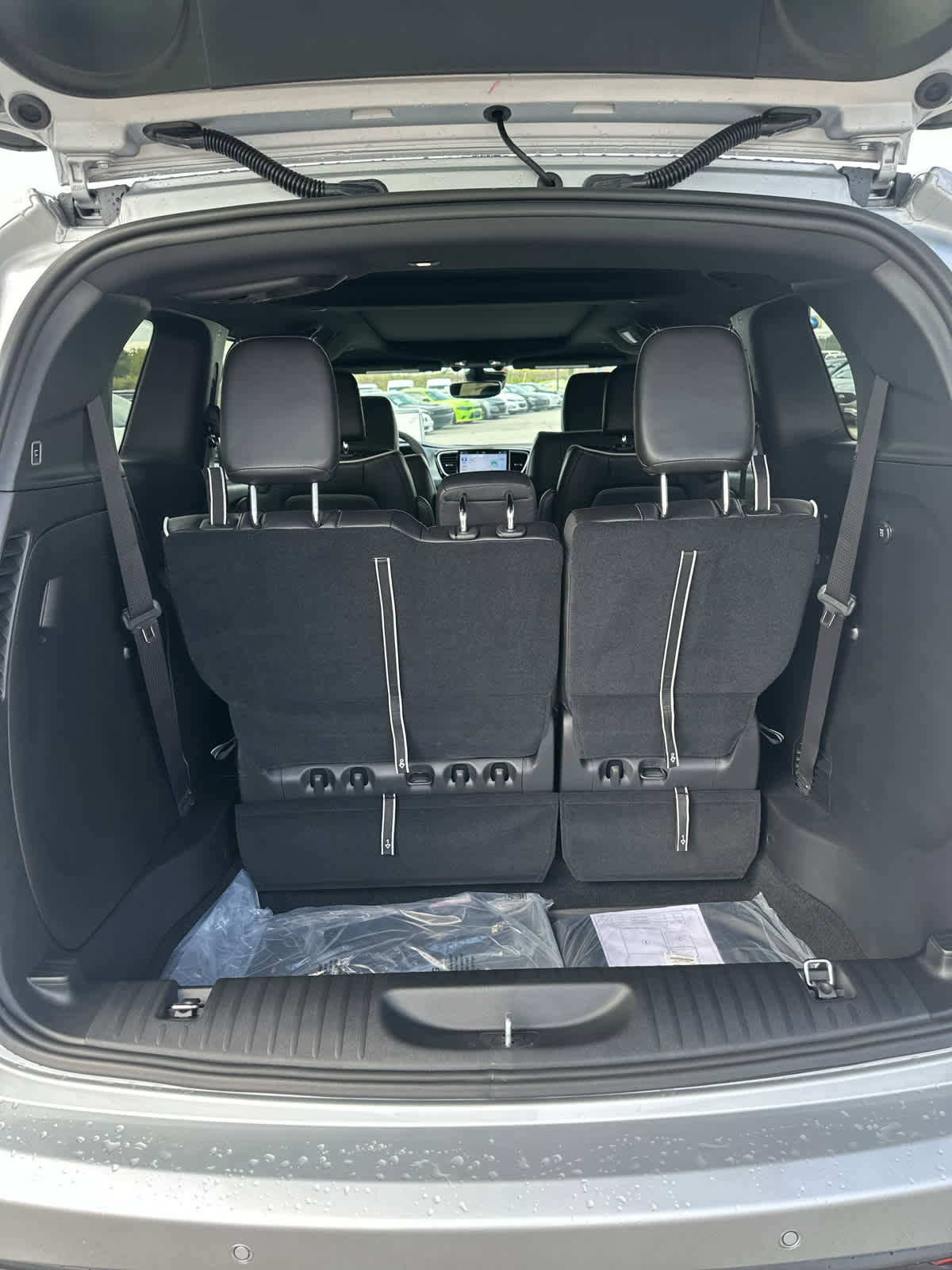 New 2026 Chrysler Pacifica Limited image 9