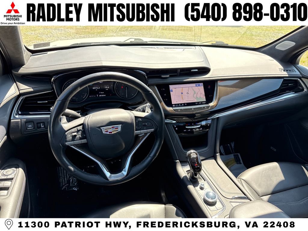 Used 2021 Cadillac XT6 Sport w/ Platinum Package image 14