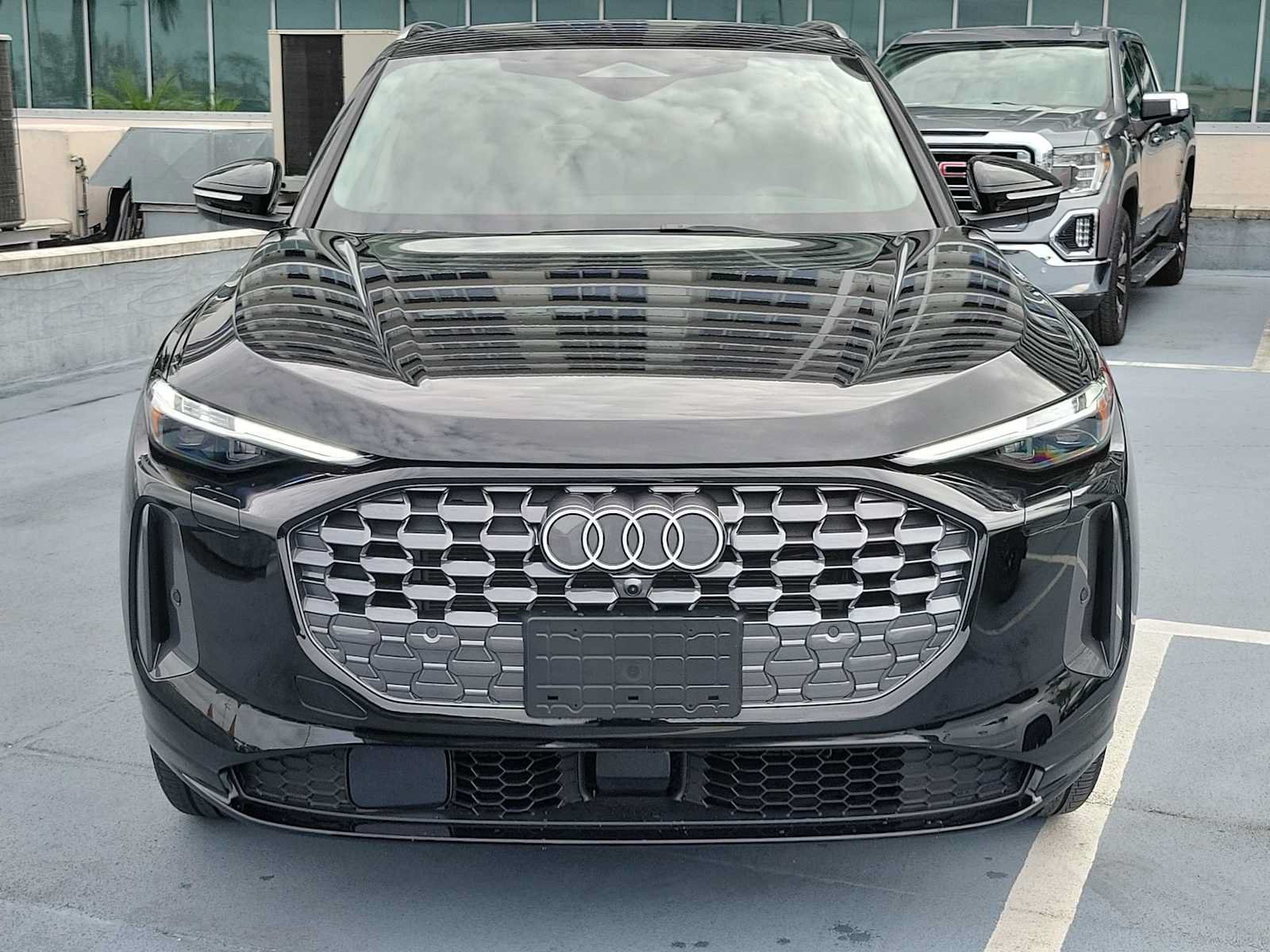 Certified 2025 Audi Q5 Premium Plus AWD/4WD image 9