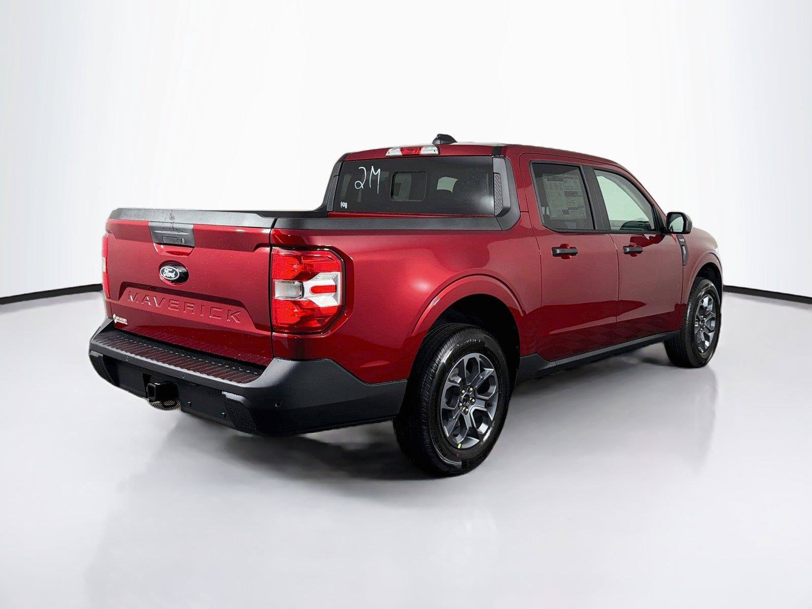 New 2026 Ford Maverick XLT w/ XLT Luxury Package FWD image 11