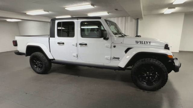 Used 2021 Jeep Gladiator Sport AWD/4WD image 2