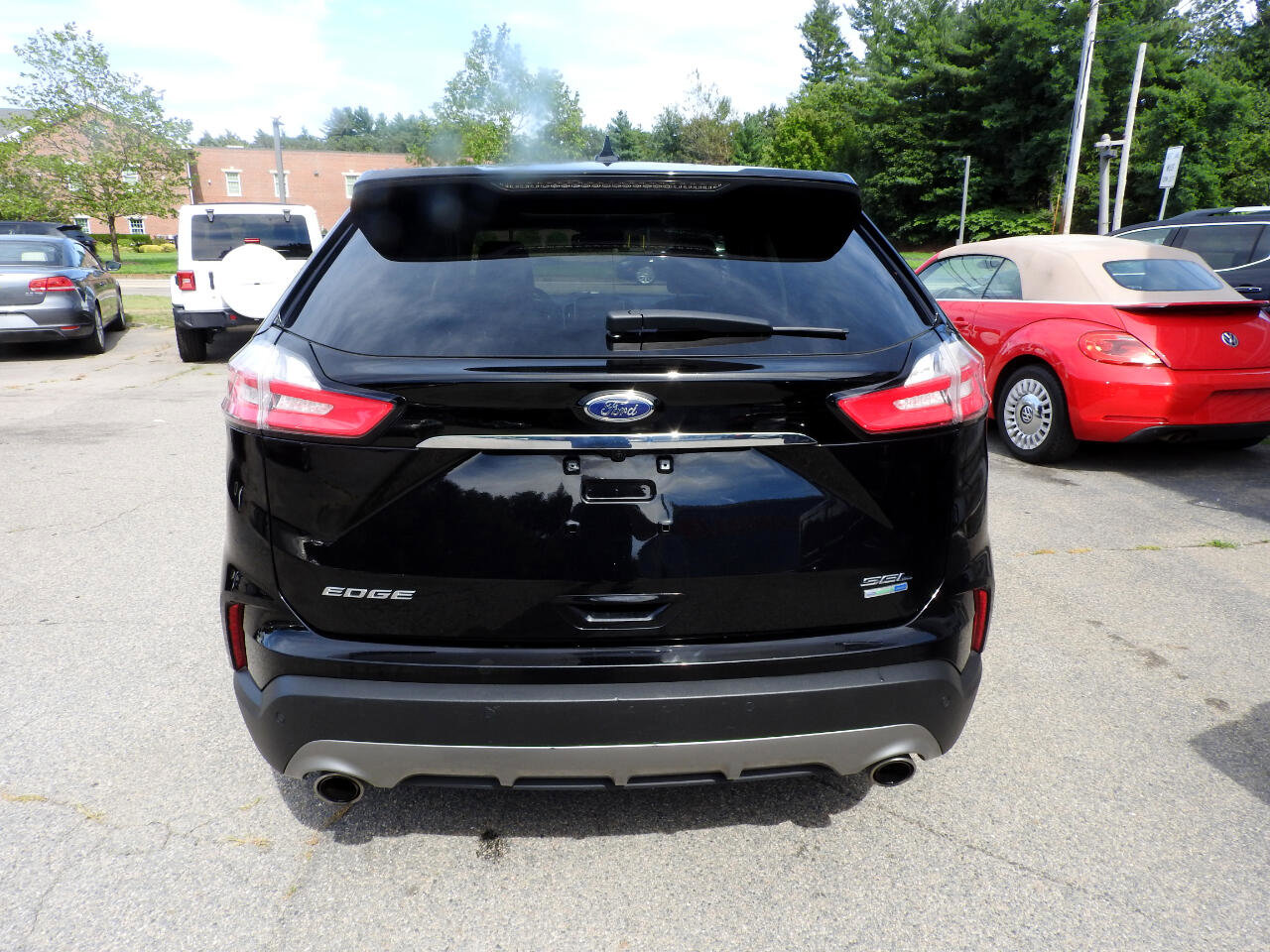 Used 2020 Ford Edge SEL w/ Convenience Package image 5