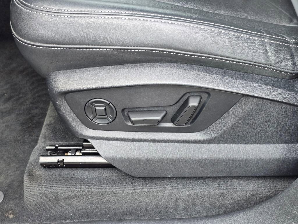 Used 2025 Audi Q7 3.0T Premium Plus image 25