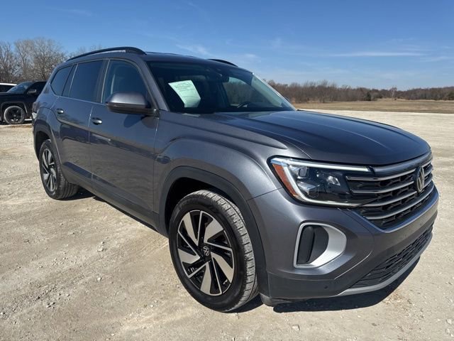 Used 2024 Volkswagen Atlas SE image 7