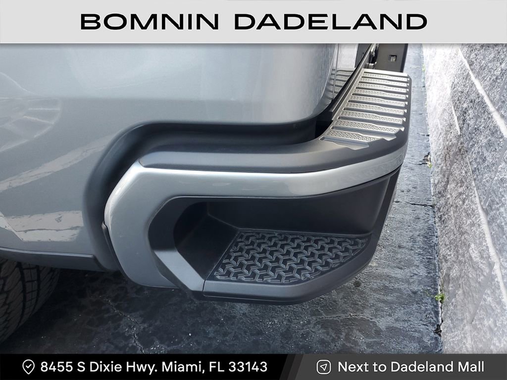 Used 2025 Chevrolet Silverado 1500 RST w/ Z71 Off-Road Package image 8