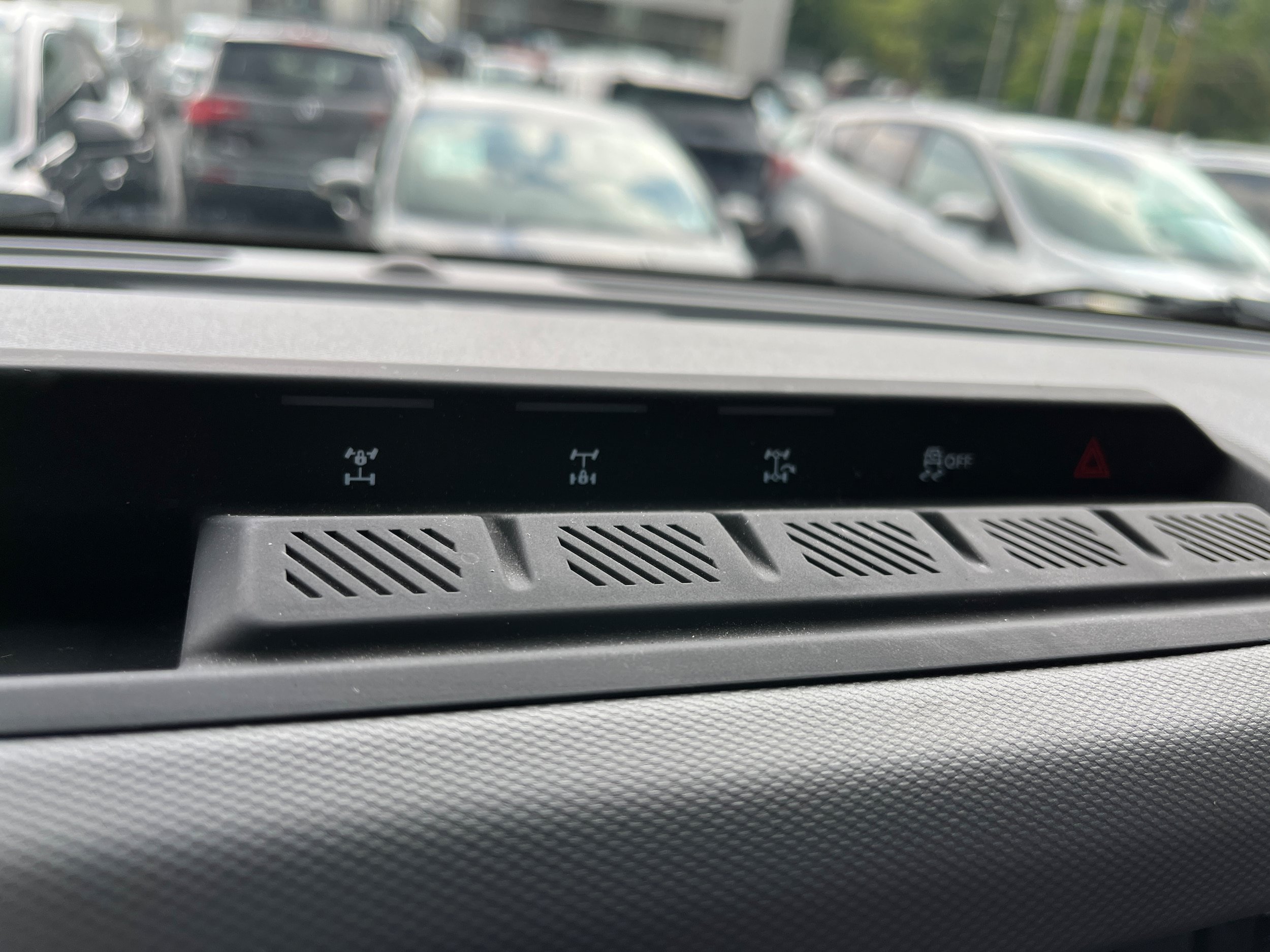 Used 2024 Ford Bronco Everglades AWD/4WD image 8