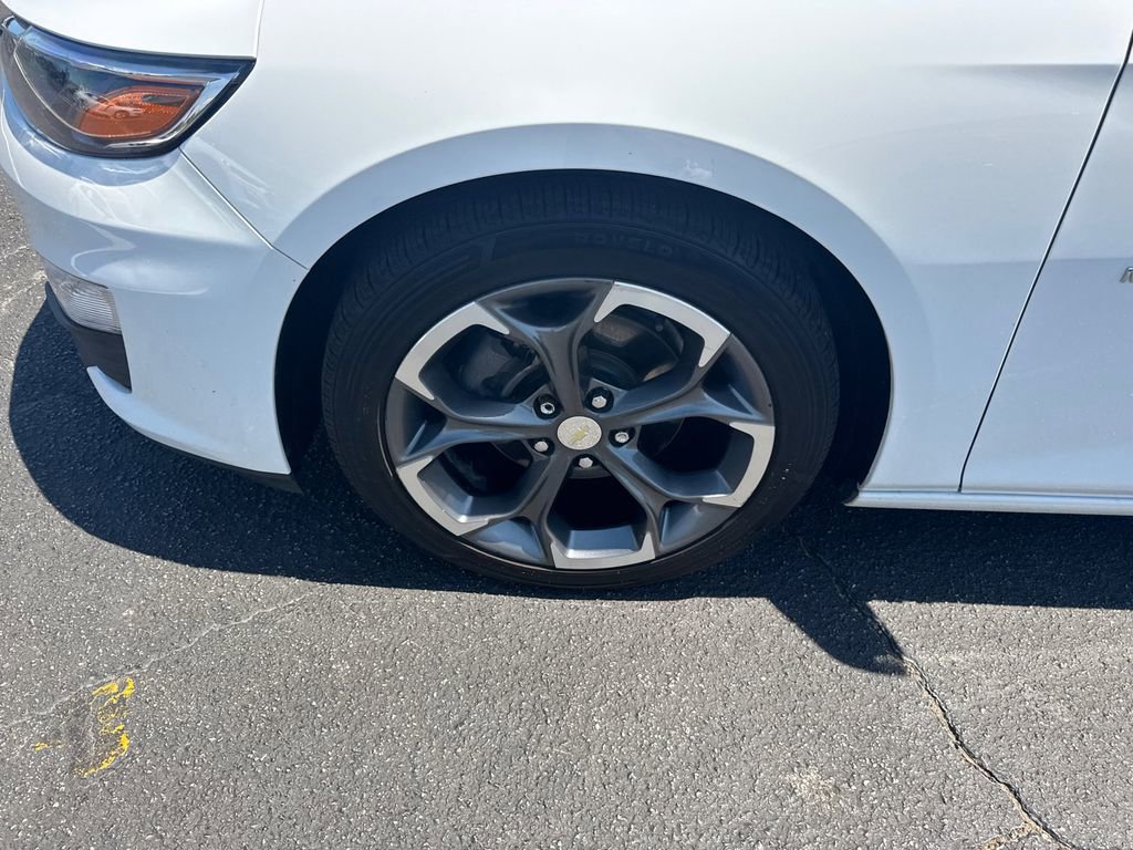 Used 2022 Chevrolet Malibu LT FWD image 12