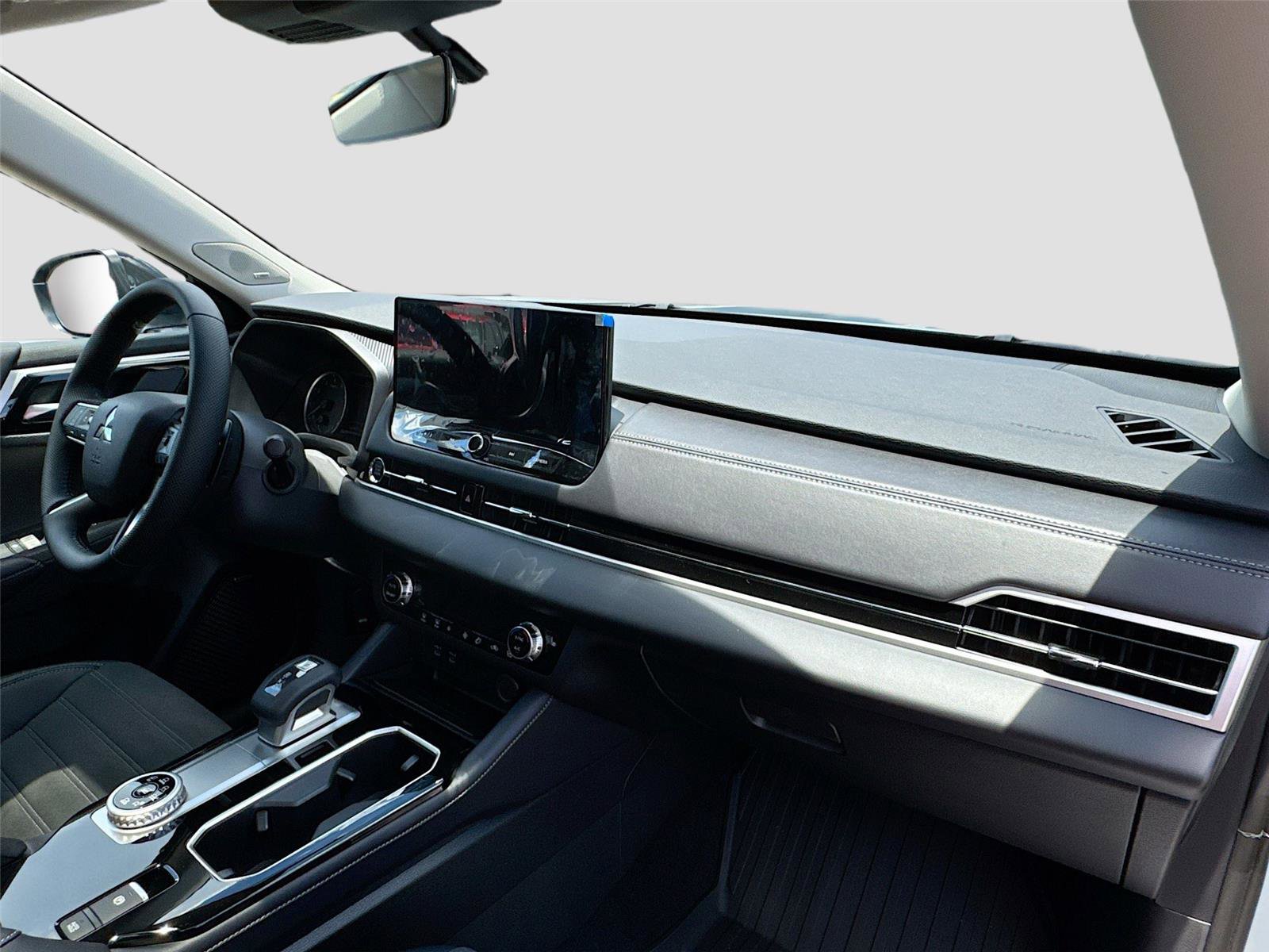 New 2025 Mitsubishi Outlander Trail Edition image 28