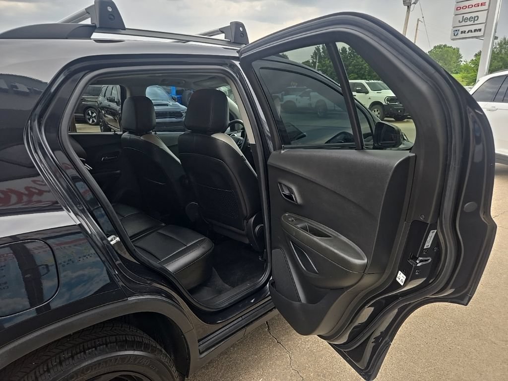 Used 2016 Chevrolet Trax LTZ w/ Midnight Edition AWD/4WD image 69