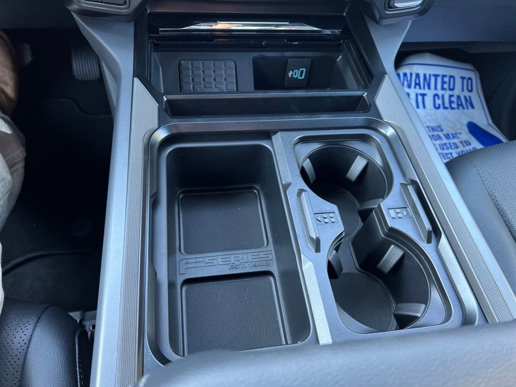 New 2026 Ford F350 Lariat w/ Black Appearance Package image 34