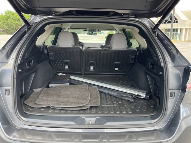 Certified 2025 Subaru Outback Premium AWD/4WD image 18