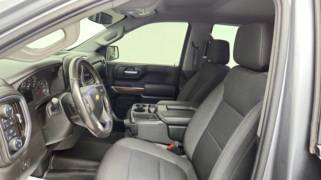 Used 2021 Chevrolet Silverado 1500 LT AWD/4WD image 19