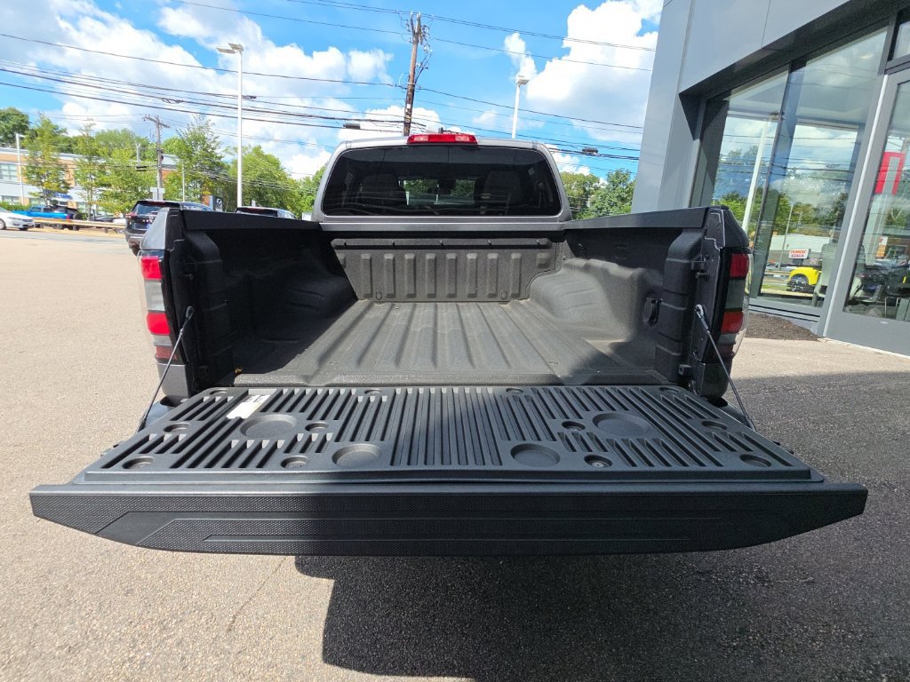 Used 2024 Nissan Frontier S w/ Technology Package AWD/4WD image 14
