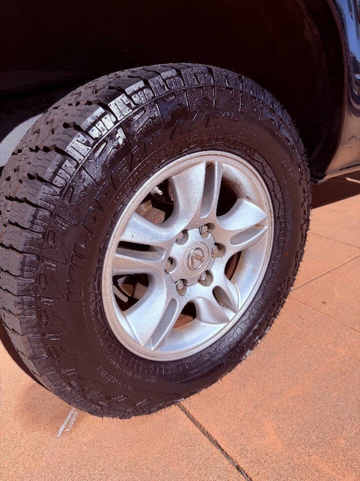 Used 2005 Lexus GX 470 image 27