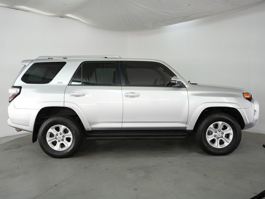 Used 2014 Toyota 4Runner SR5 Premium AWD/4WD image 5