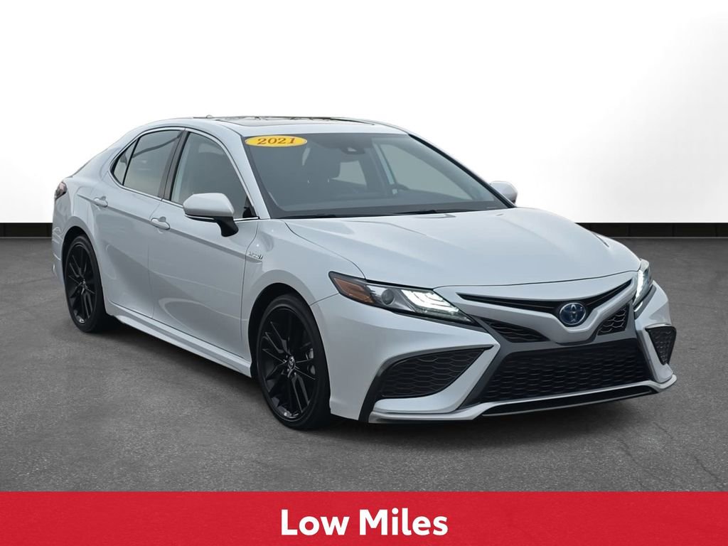Certified 2021 Toyota Camry XSE w/ Navigation Upgrade Package image 4