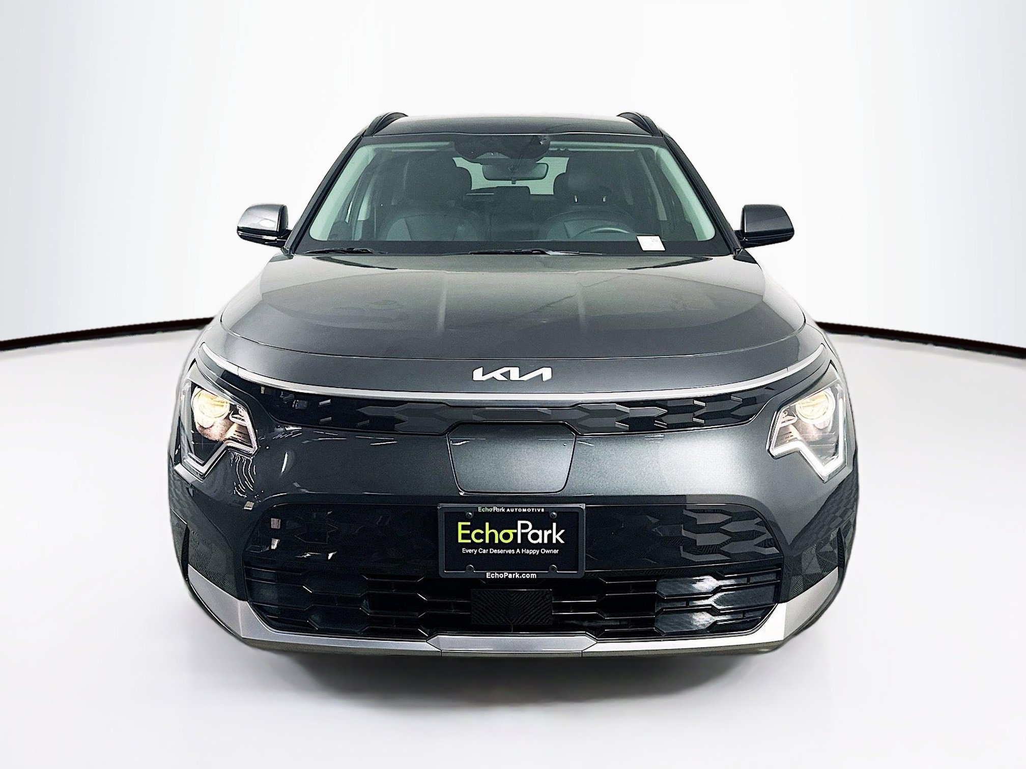 Used 2023 Kia Niro Wind image 2